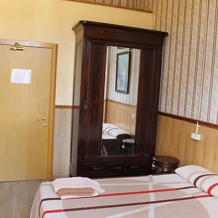 Guest house Villanueva 2*